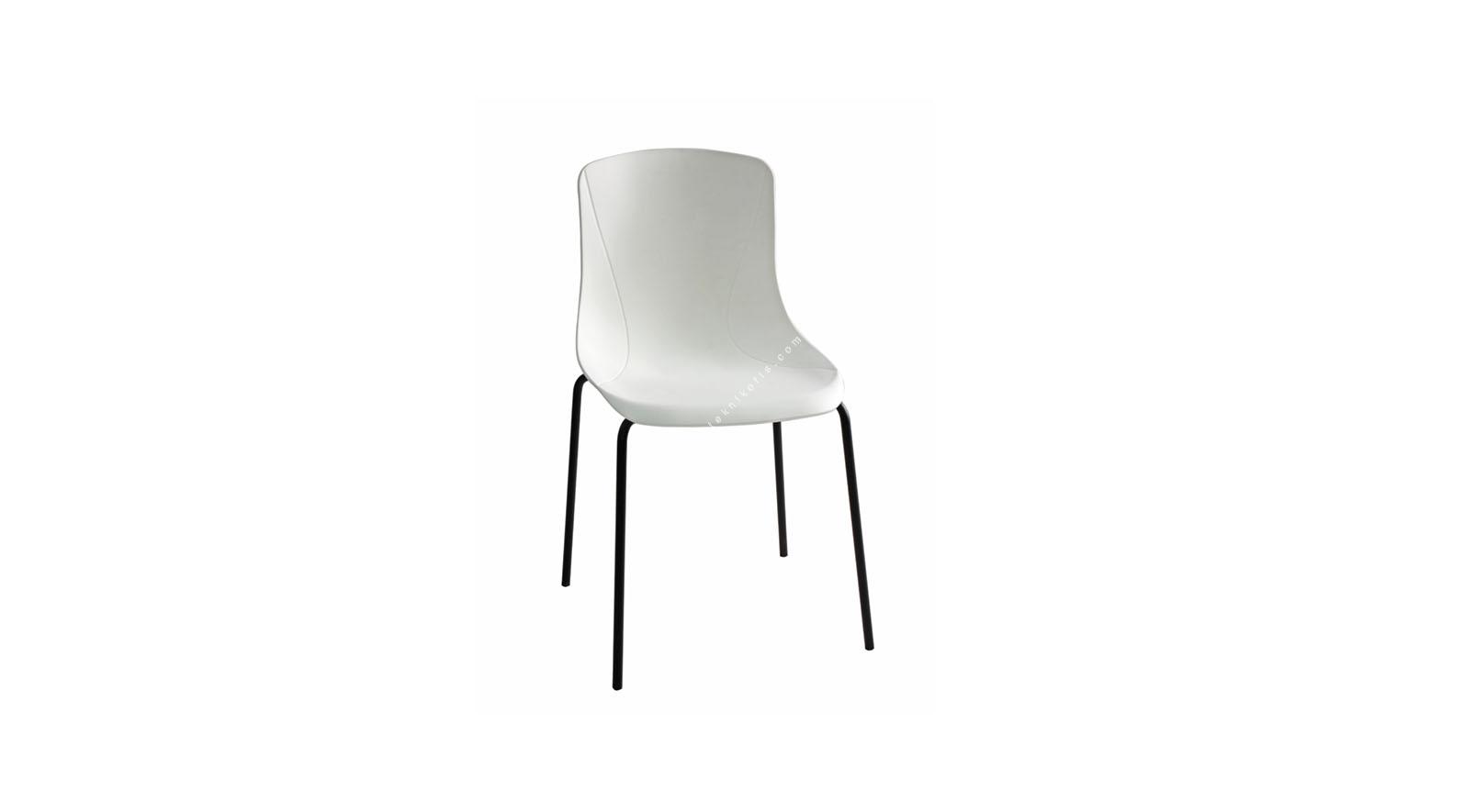 lasen beyaz plastik boyalı boru ayak sandalye