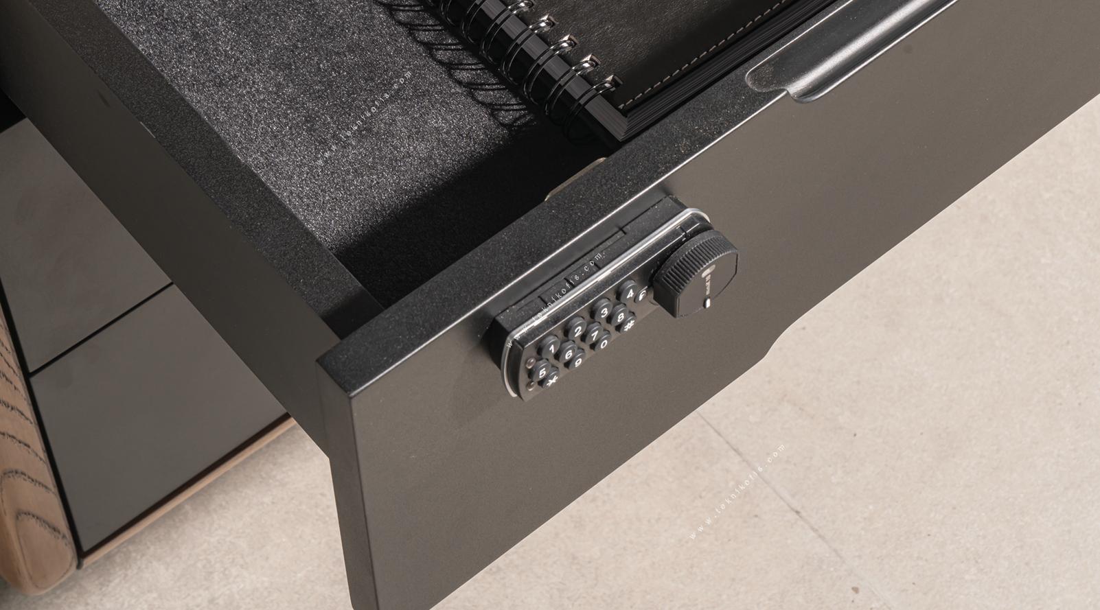 palencia metal tasarım ayaklı etajerli makam masası 240cm