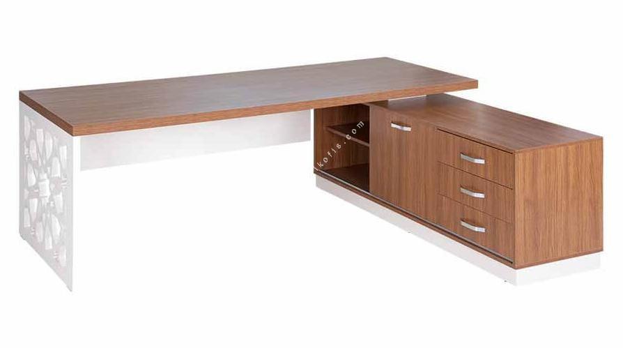 ramsey lacquer manager table