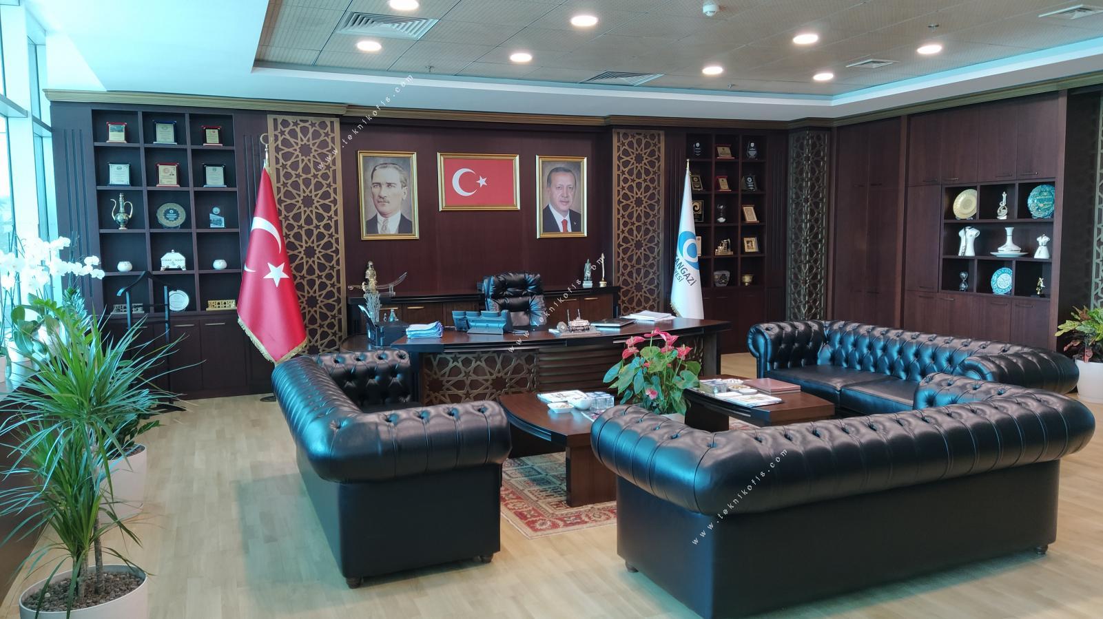TC Sultangazi Belediyesi Başkanlık Odası